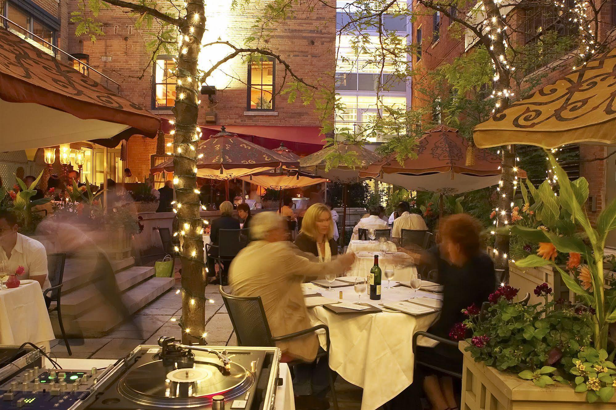 The Ivy At Verity Toronto Buitenkant foto
